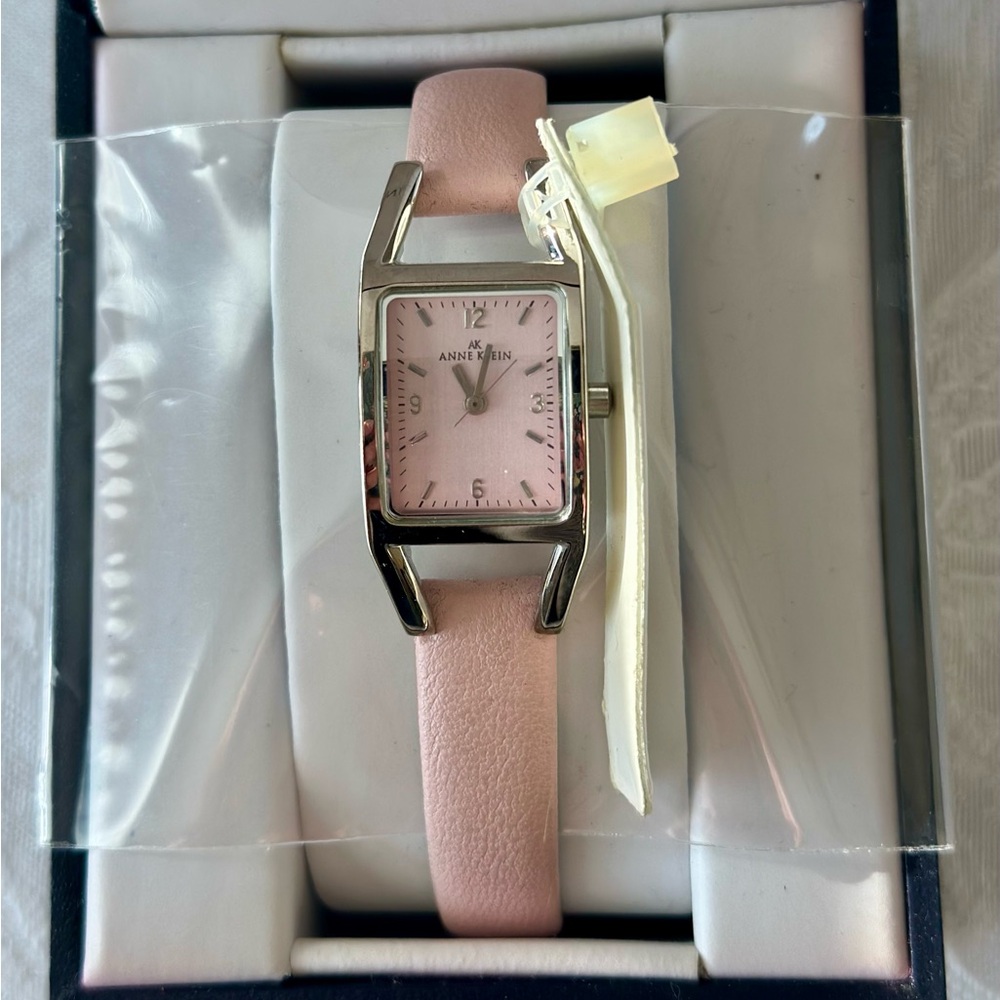 🩷 Anne Klein Women’s Dress Watch 🩷